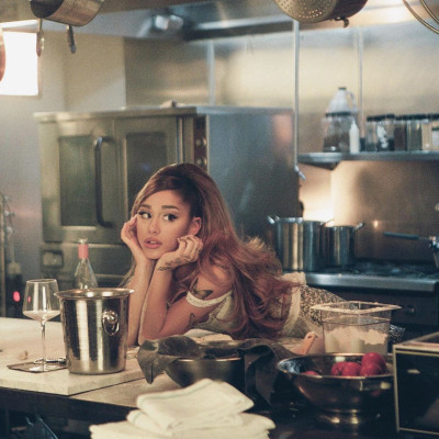 Ariana Grande pic #1237987