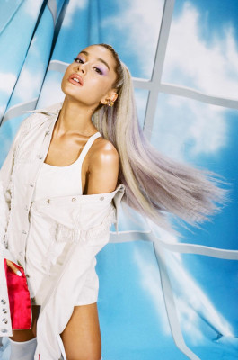 Ariana Grande pic #1047183