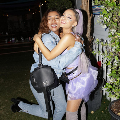 Ariana Grande pic #1034044