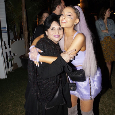 photo 3 in Ariana Grande gallery [id1034026] 2018-05-03 00:00:00