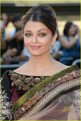 photo 13 in Aishwarya gallery [id555258] 2012-11-21 00:00:00