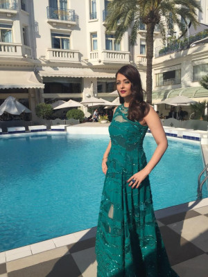 photo 26 in Aishwarya Rai gallery [id775183] 2015-05-21 00:00:00