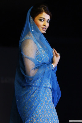 photo 4 in Aishwarya gallery [id114771] 2008-11-05 00:00:00
