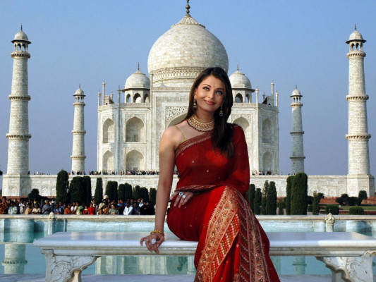 photo 19 in Aishwarya gallery [id137384] 2009-03-06 00:00:00