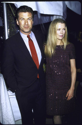 photo 11 in Alec Baldwin gallery [id318705] 2010-12-23 00:00:00
