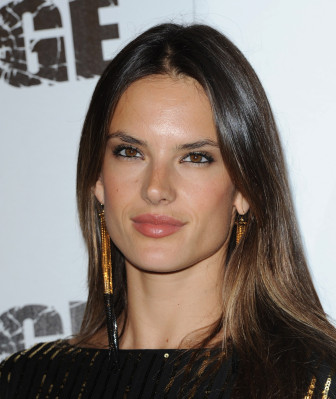 Alessandra Ambrosio pic #470056