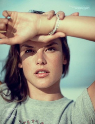 Alessandra Ambrosio pic #520571