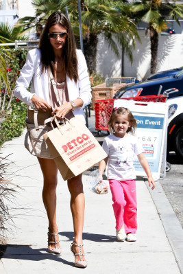 Alessandra Ambrosio pic #537355