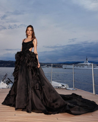 photo 27 in Alessandra Ambrosio gallery [id1329110] 2023-07-03 00:00:00