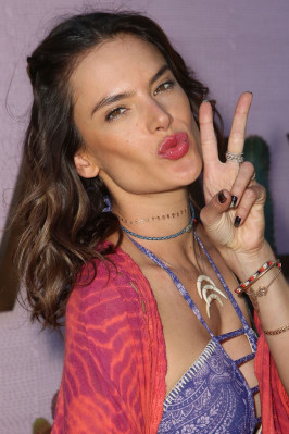 Alessandra Ambrosio pic #847253