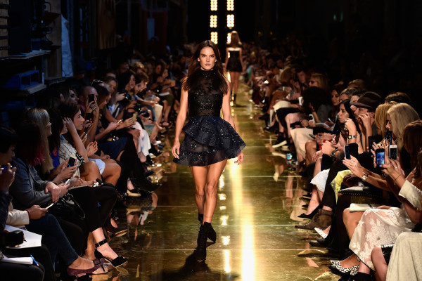 Alessandra Ambrosio pic #689335