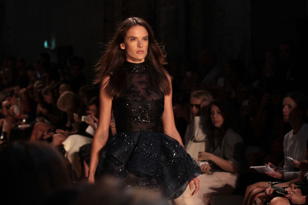 Alessandra Ambrosio pic #689340