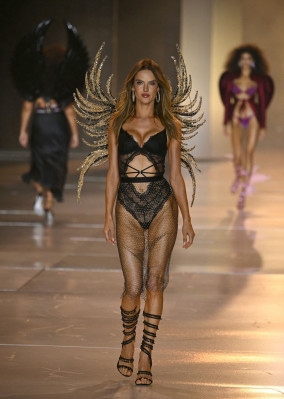 Alessandra Ambrosio pic #1365600