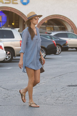 Alessandra Ambrosio pic #982893
