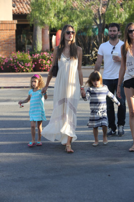 Alessandra Ambrosio pic #620775