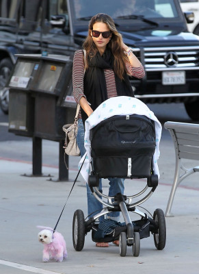 Alessandra Ambrosio pic #512412