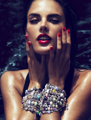 Alessandra Ambrosio pic #480483