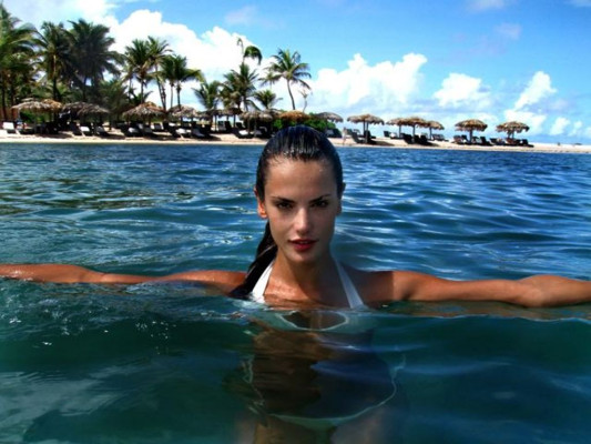 Alessandra Ambrosio pic #139910
