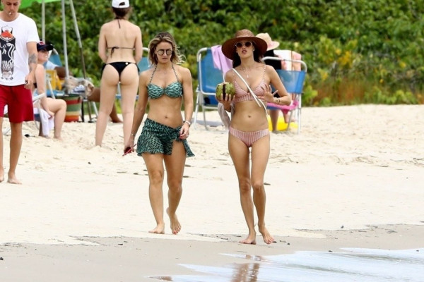Alessandra Ambrosio pic #1094868