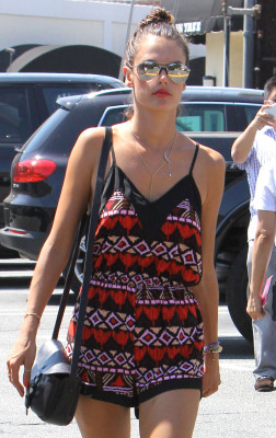 Alessandra Ambrosio pic #794195