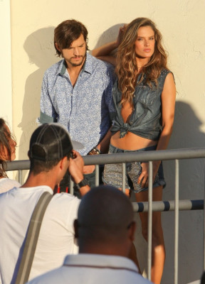 Alessandra Ambrosio pic #501268