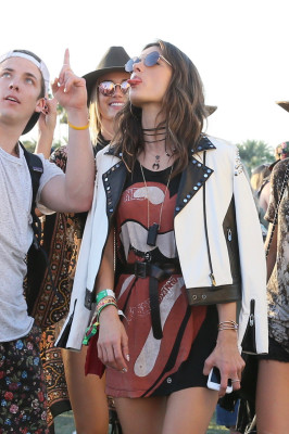 Alessandra Ambrosio pic #925071