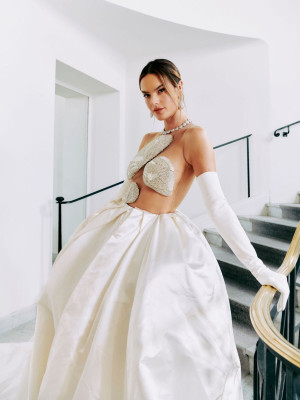 Alessandra Ambrosio pic #1307800