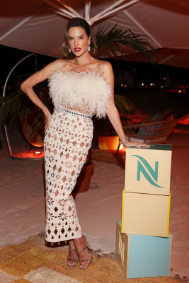 Alessandra Ambrosio pic #1305597