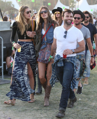 Alessandra Ambrosio pic #597675