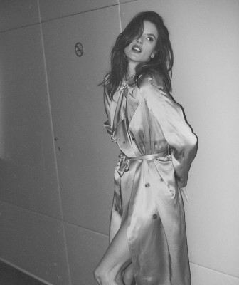 Alessandra Ambrosio pic #1138442