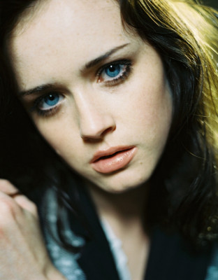 photo 28 in Alexis Bledel gallery [id745944] 2014-12-05 00:00:00