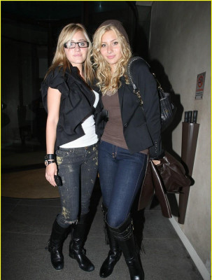 Aly and Aj pic #469495