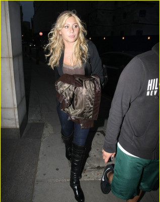 Aly and Aj pic #469493