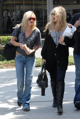 Aly and Aj pic #466733