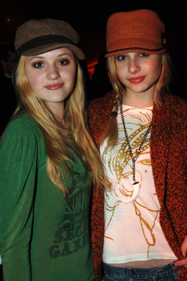 Aly and Aj pic #344445