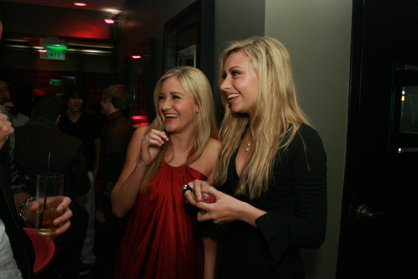 Aly and Aj pic #340697