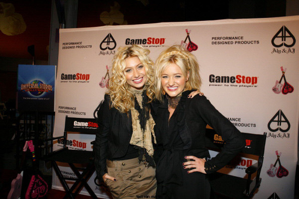 Aly and Aj pic #340731