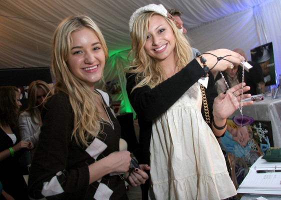 Aly and Aj pic #340673