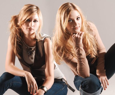Aly and Aj pic #352203