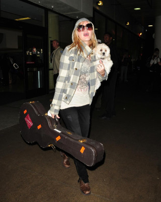 Aly and Aj pic #467425