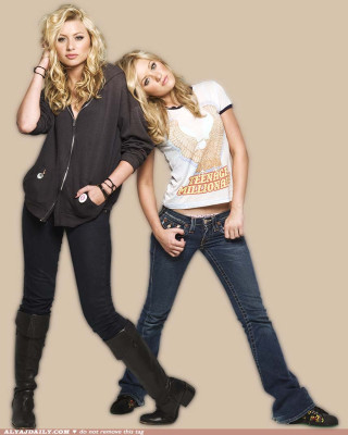Aly and Aj pic #147212