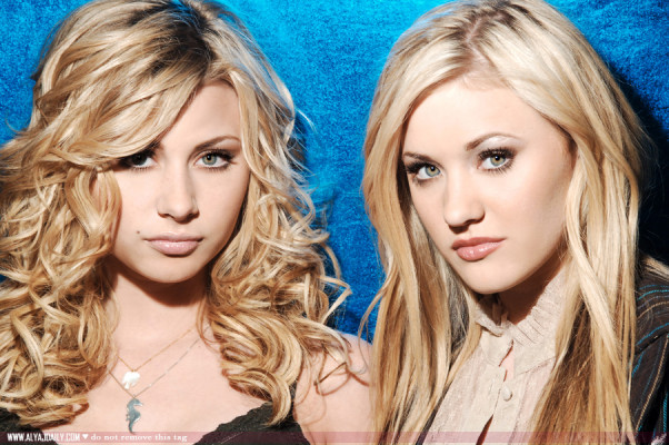 photo 15 in Aly and Aj gallery [id130296] 2009-01-28 00:00:00