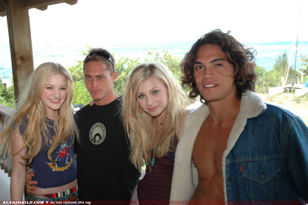 Aly and Aj pic #193030