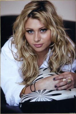 Aly and Aj pic #193006