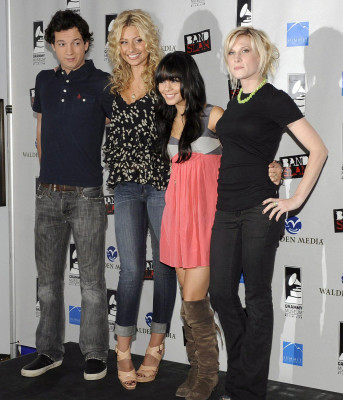 Aly and Aj pic #339506
