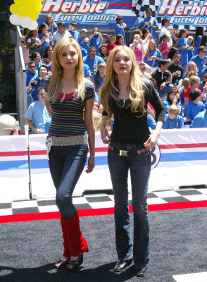 Aly and Aj pic #459813