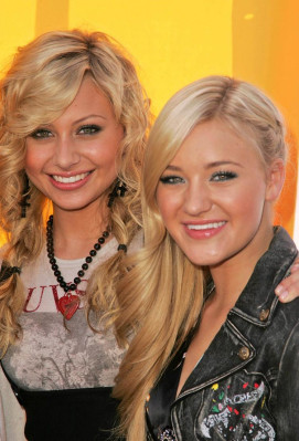 Aly and Aj pic #461064