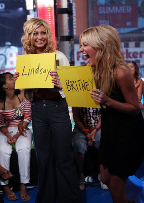 Aly and Aj pic #463868
