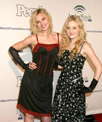 Aly and Aj pic #335120
