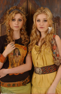 photo 25 in Aly and Aj gallery [id128583] 2009-01-19 00:00:00